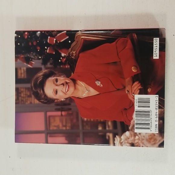 Mary Higgens Clark Novel Silent Nights Hardcover 1995 Book - Picture 2 of 9